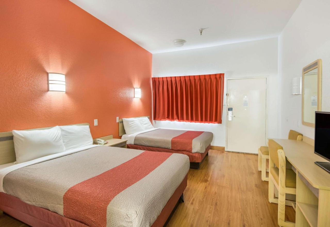 Motel 6-Humble, Tx Eksteriør billede